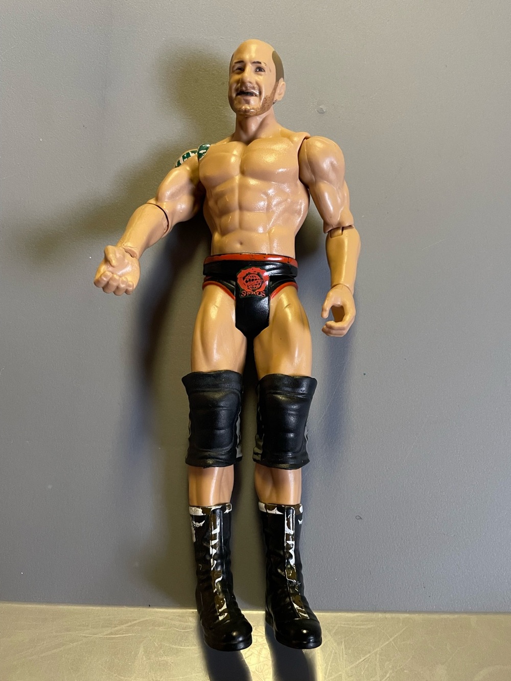2017 Mattel WWE Battle Pack Series 60 Cesaro 7" Action Figure